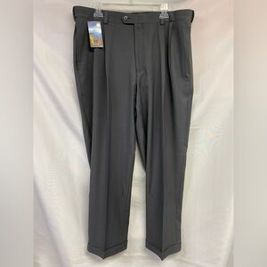 Haggar Men's Classic Fit Charcoal Grey Smart Fiber Dress Pant 38x30 NWT
